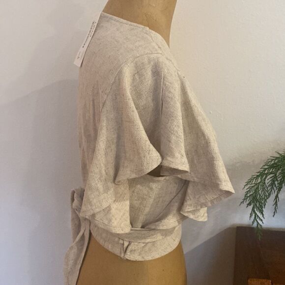 LILYFUL sz L linen rayon blend crop top ruffled sleeves wrap tie NWT beige - Picture 4 of 7